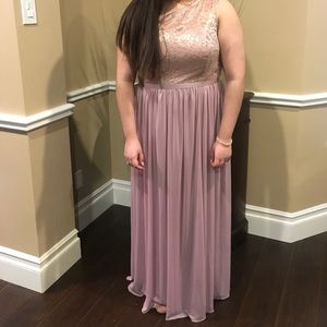 David bridal dress rose gold! Size 18
